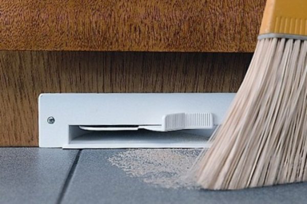  Прахосмукачка на вградена прахосмукачка