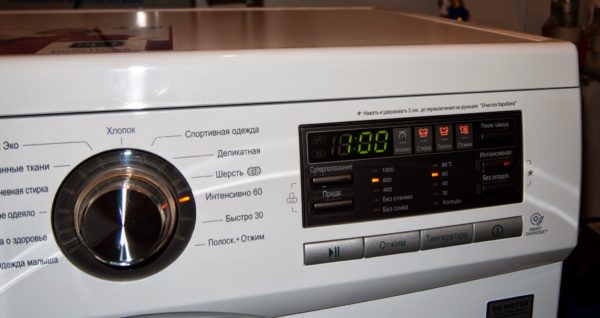 Контролен панел на LG Контролния панел на пералнята на LG