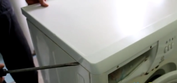  Най-горната корица