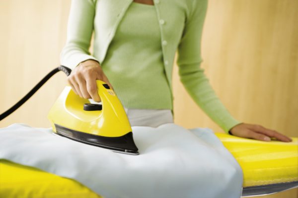  Машина за гладене с пара