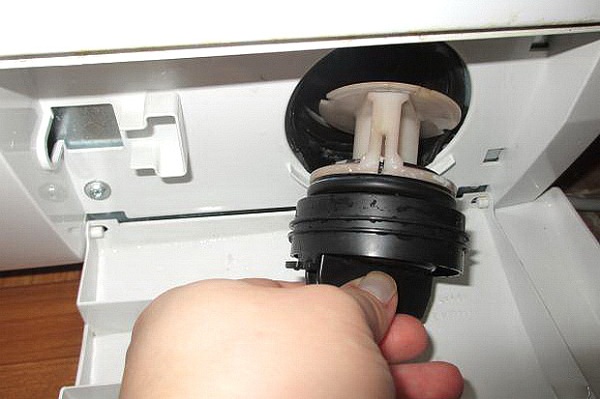  Отворете отвора