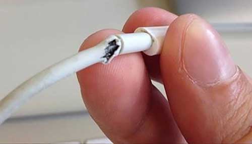  Повреда на захранващия кабел на пералната машина