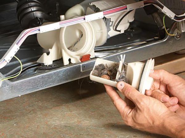  Почистване на дренажния филтър