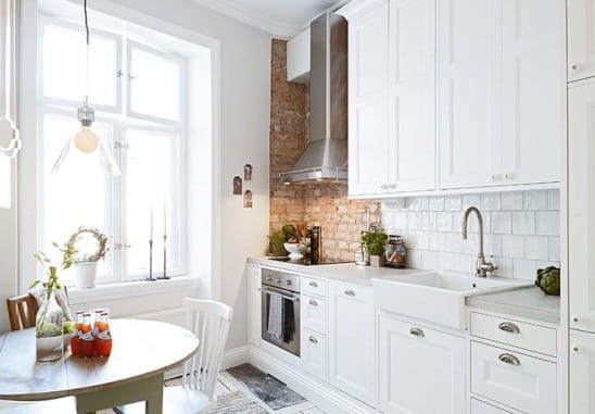  Худ в бялата кухня