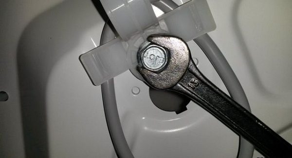  Местоположение на болта