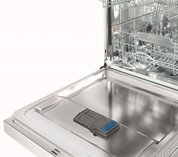  Отворете съдомиялната машина