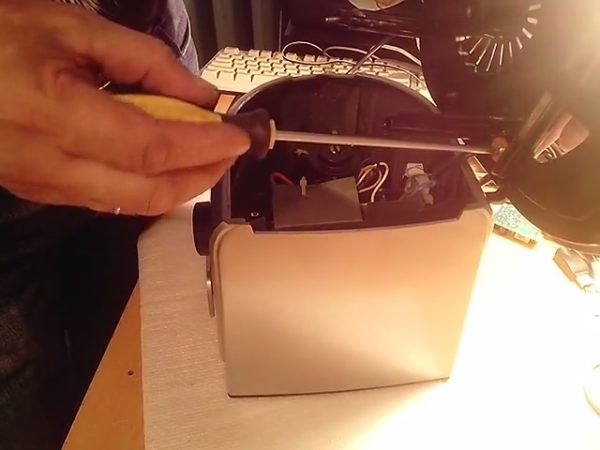  Отстраняване на дъното на сокоизтисквача