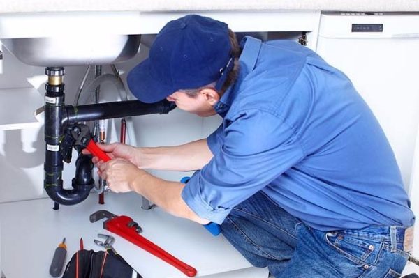  Неправилно подаване на вода и маркуч за източване