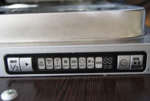 Контролен панел