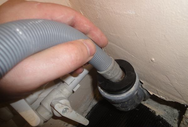  Изтеглете маркуча