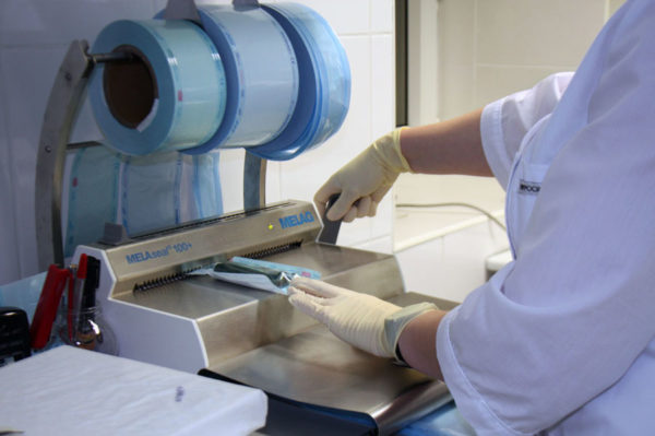  Машина за опаковане на инструменти