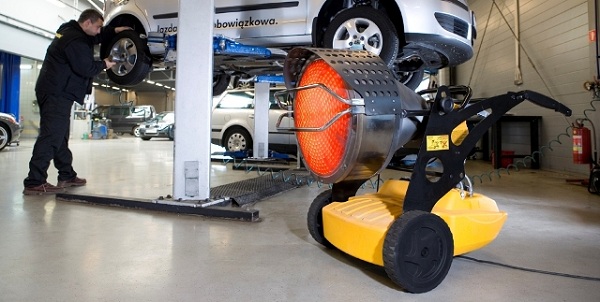 Пистолетът до бензиностанцията