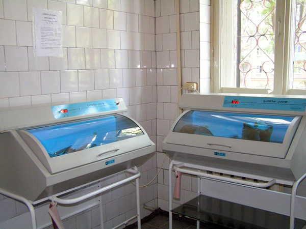  Ултравиолетови стерилизатори за медицински инструменти