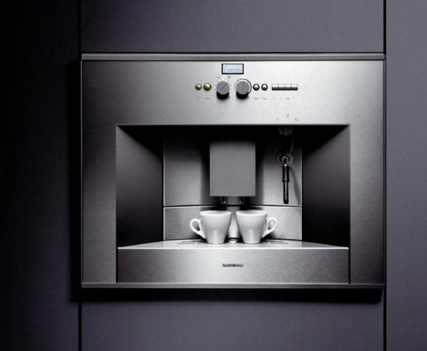  Вградена кафе машина