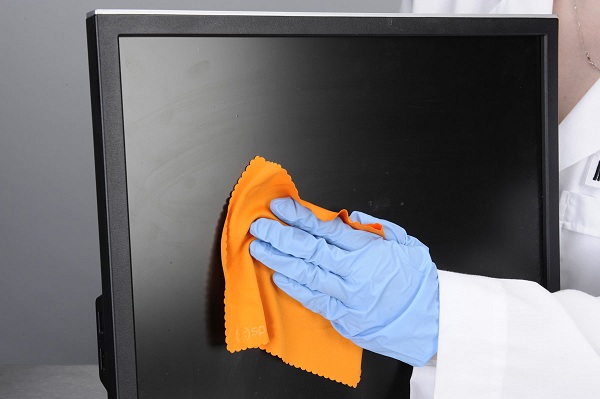  Грижа за екрана