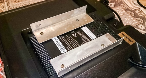 Телевизионни стойки