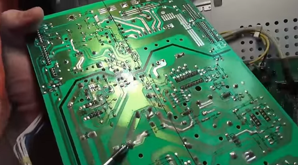  кондензатори