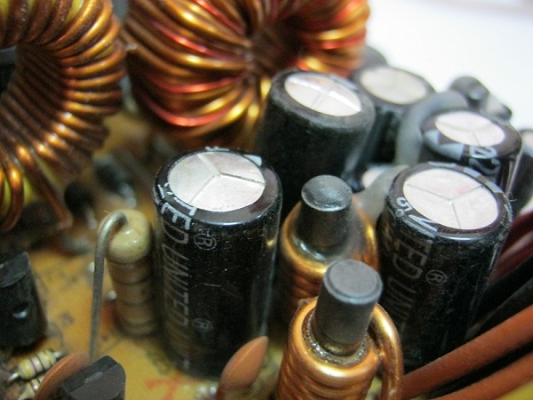  Захранване