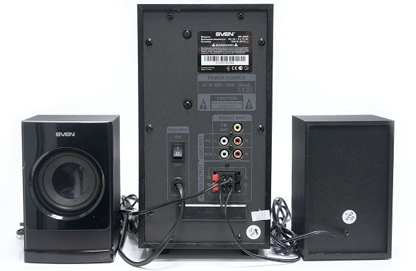  Музикални централни високоговорители