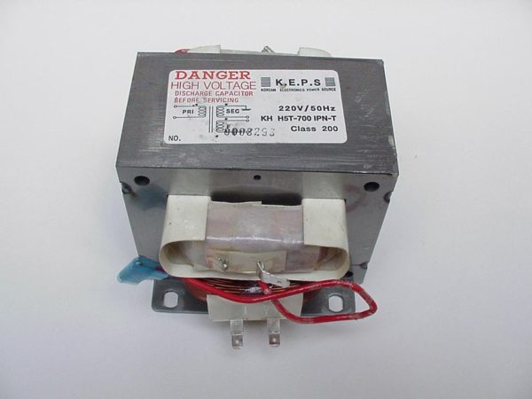  Първичната намотка на трансформаторната микровълнова печка