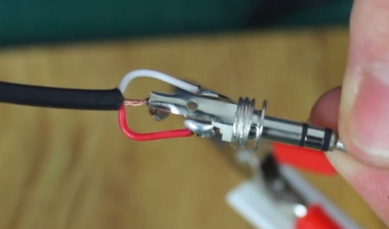  Запушете щепсела