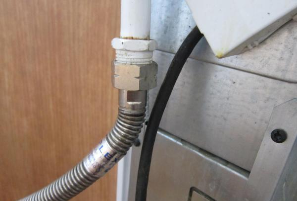  Положение на маркуча