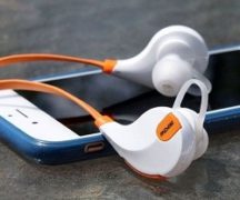  Слушалки и телефон