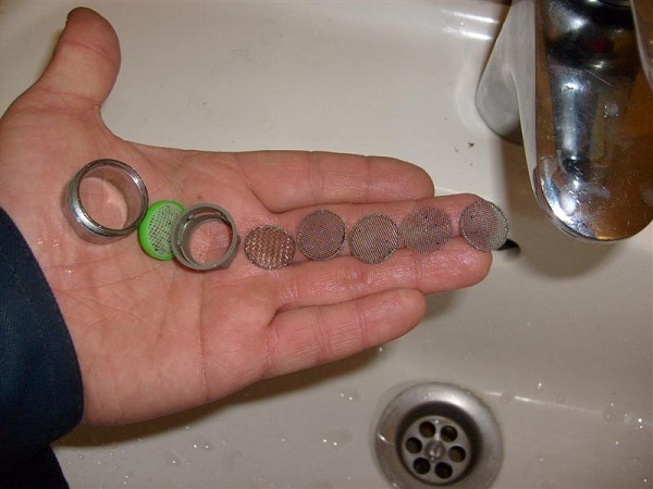  Смукателен кран