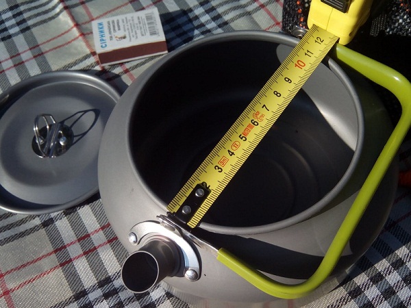  Чайник с широк капак