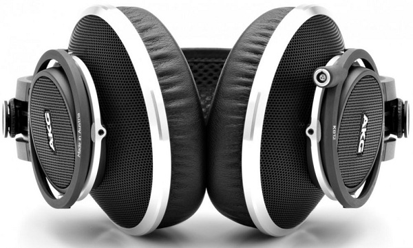  Отворете слушалките