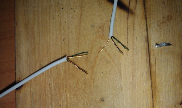  Два проводника за свързване