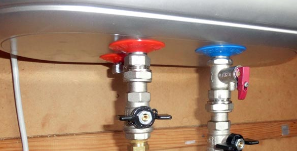  Водонагревателни кранове