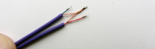  Освобождаваме проводника от лаковото покритие