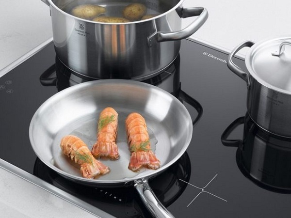  Кухненски прибори на печката