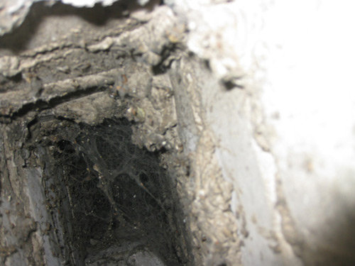  Замърсен комин