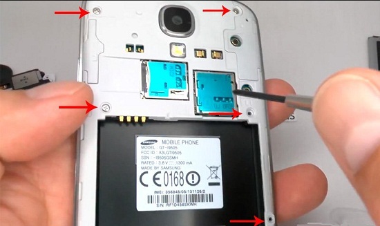  Демонтирайте телефона