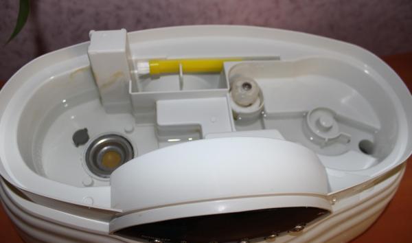  Овлажнител вътре