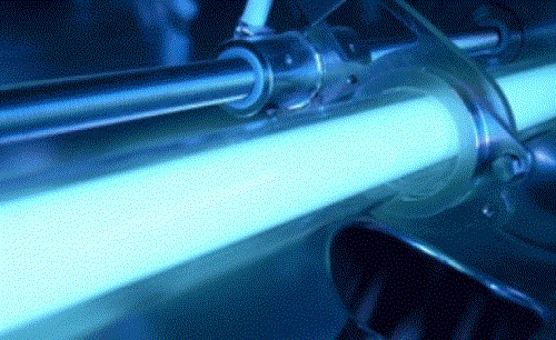  Кварцова лампа отблизо