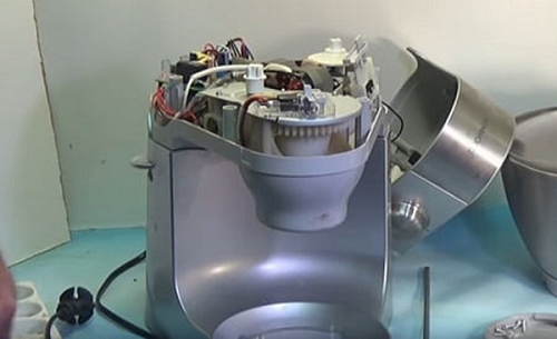  Ремонт на кухненски робот