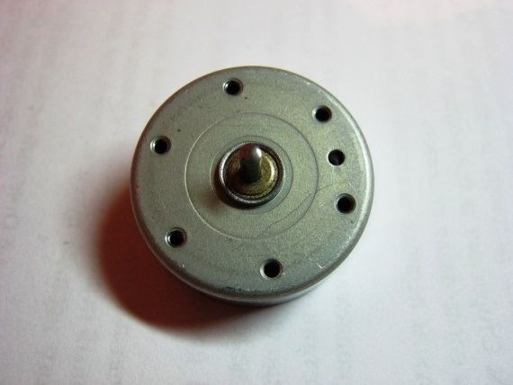  Магнетофон за запис на лента