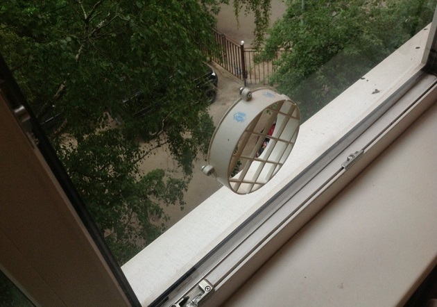  Плексиглас дупка