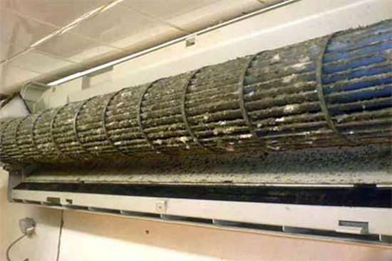  Мръсен вентилатор