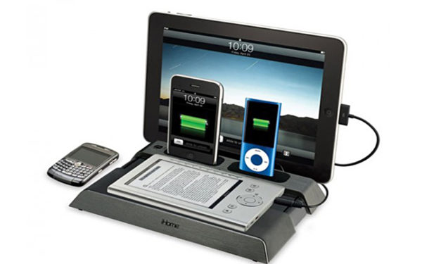  Универсална докинг станция