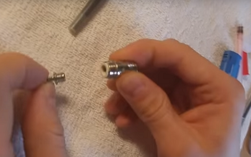  Горна част на пулверизатора