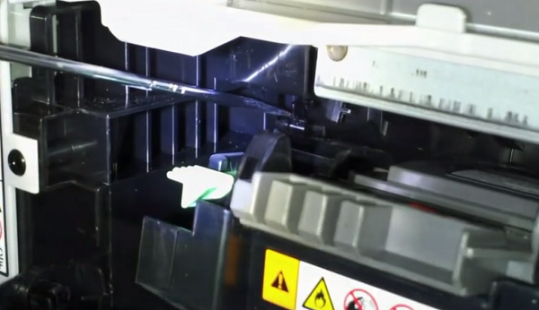  Манипулации с флагове