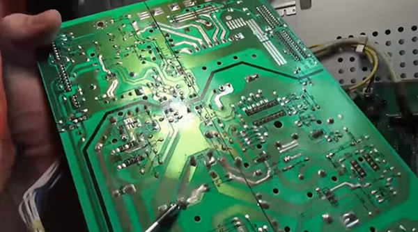  Блок за захранване