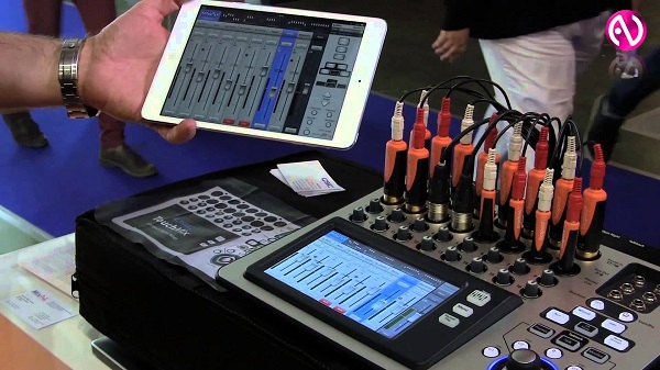  Цифров миксер