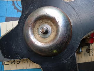  Нож за фиксиране на шайбата