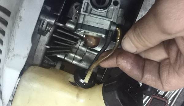  Маркуч за гориво