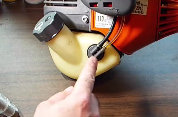  Резервоар за гориво